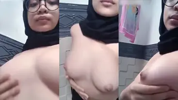 Cewek perawan pamer tubuh nakal banget