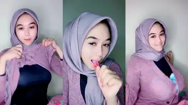 Host Hijab Lupa Matikan Kamera Mantap